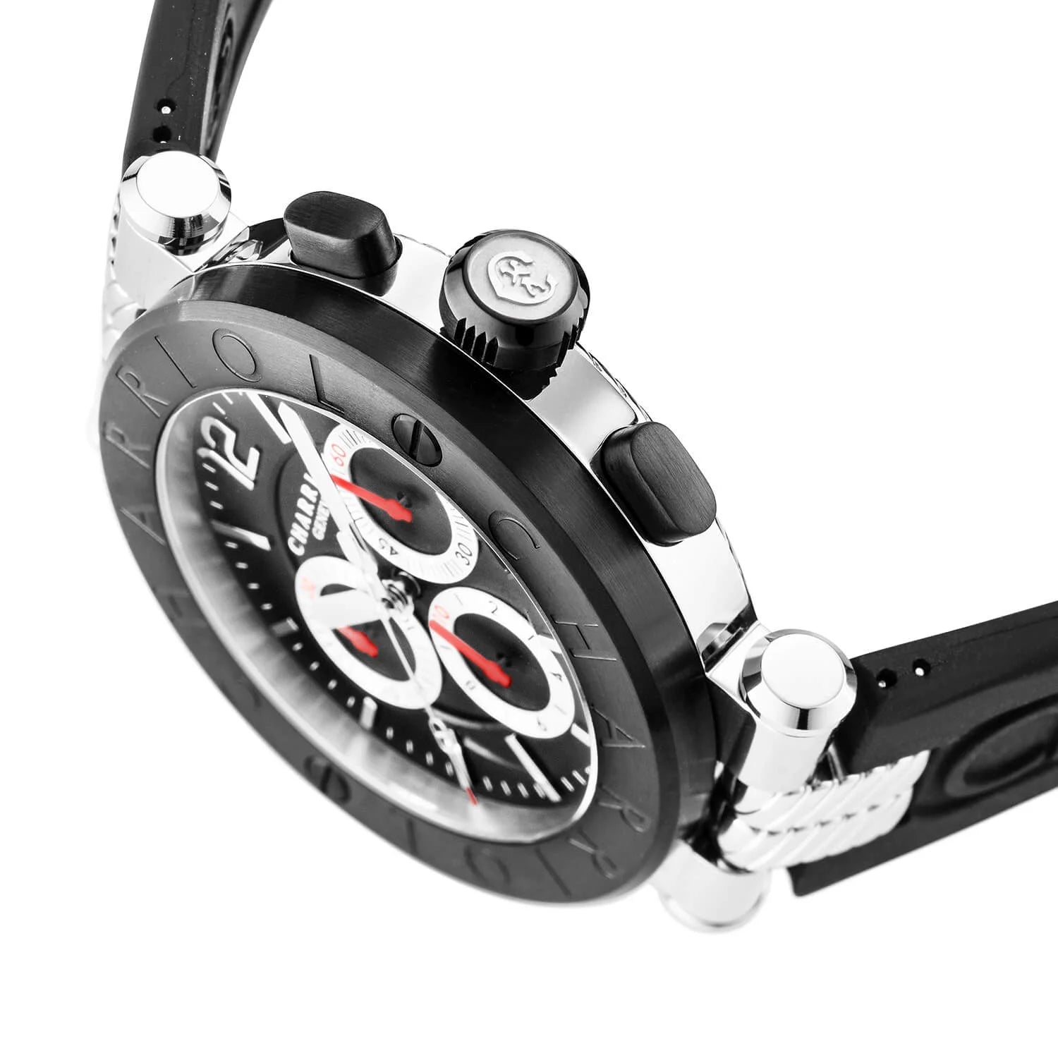 NAVIGATOR CRUISE41mm、クォーツ自社製クロノグラフレーム、ブラック＆レッドクロス文字盤、ブラックPVDスティール "CHARRIOL CHARRIOL " ベゼル、ブラックラバー チェンジャブル ストラップ - © 2024Charriol - 時計